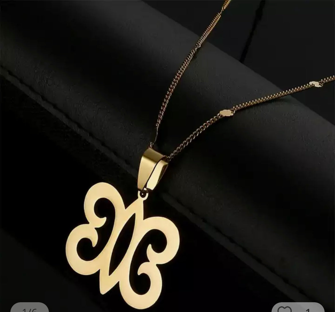 Hye Wo Nhye Pendant Necklace